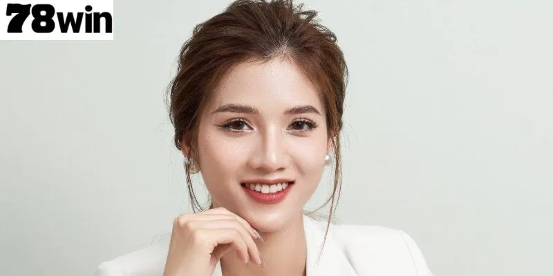 ข้อมูลสรุปเกี่ยวกับประวัติของซีอีโอ Sirilak Phimchan