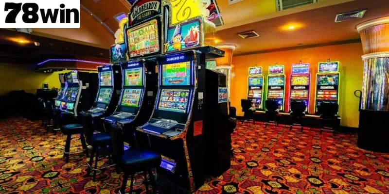 คาสิโนสดระดับมืออาชีพ ระเบิดความมันส์ไปกับดีลเลอร์สุดฮอต